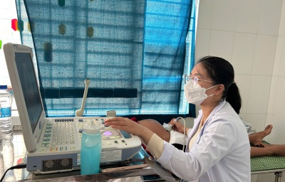 Khám Sản phụ và Nhi miễn phí cho 200 lượt bệnh tại huyện Ba Tơ